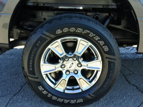 Used 2015 Ford F150 XLT image 24