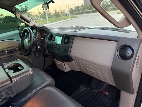 Used 2009 Ford F250 XL image 81