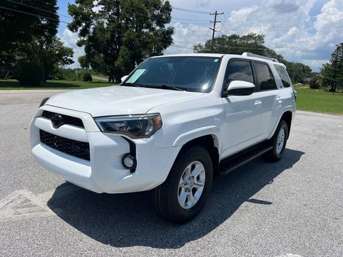 Used 2015 Toyota 4Runner 4WD SR5 Premium image 1