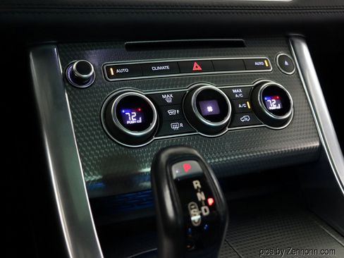 Used 2017 Land Rover Range Rover Sport SVR image 25