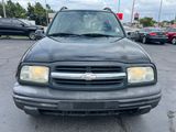 Used 2003 Chevrolet Tracker ZR2 image 2
