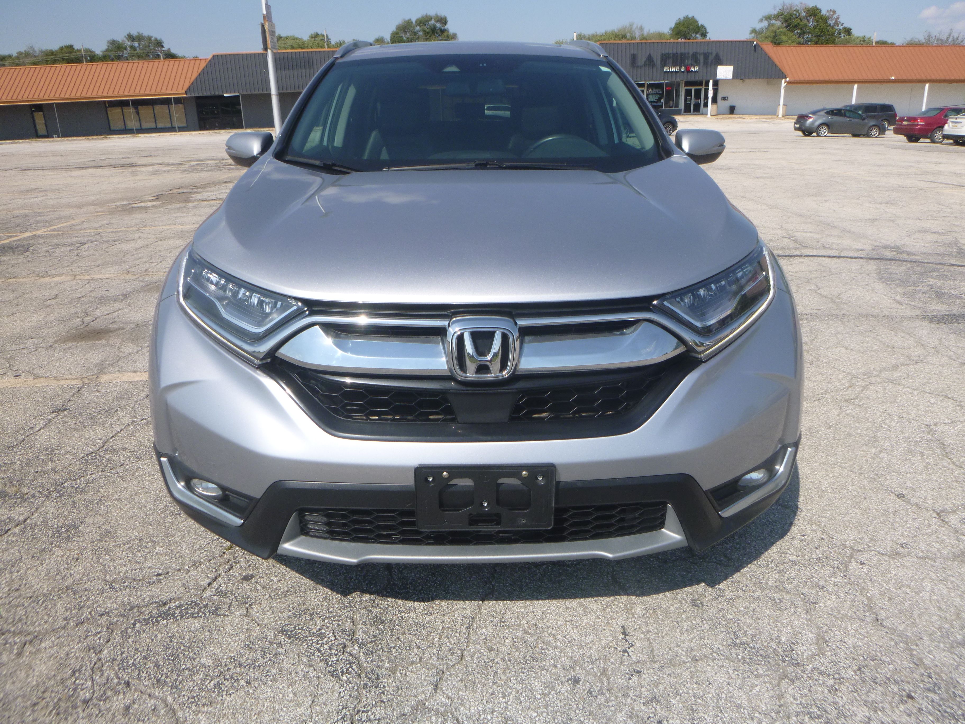 Used 2017 Honda CR-V AWD Touring image 3