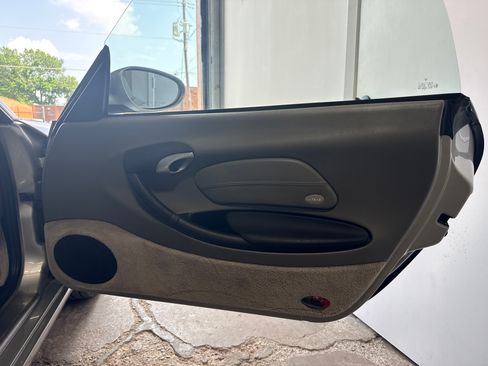 Used 2001 Porsche Boxster Spyder RWD image 25