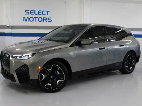 Used 2024 BMW iX M60 AWD/4WD image 1