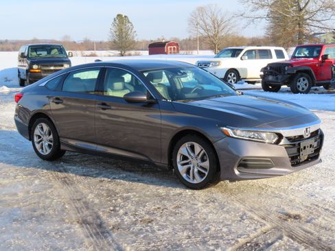 Used 2018 Honda Accord LX image 3
