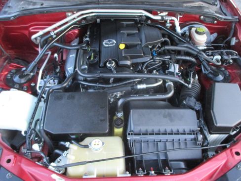 Used 2012 MAZDA MX-5 Miata Grand Touring image 18