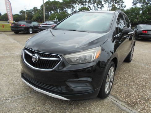 Used 2017 Buick Encore FWD Preferred image 2