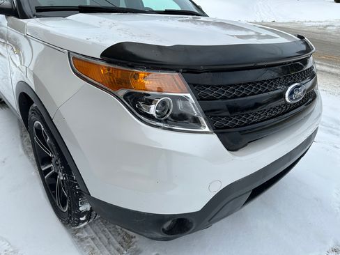 Used 2015 Ford Explorer Sport image 11