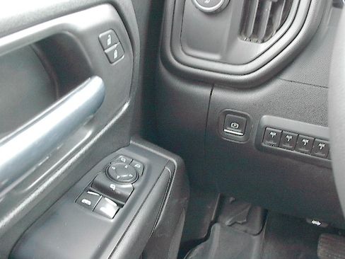 Used 2020 Chevrolet Silverado 2500 W/T RWD image 19