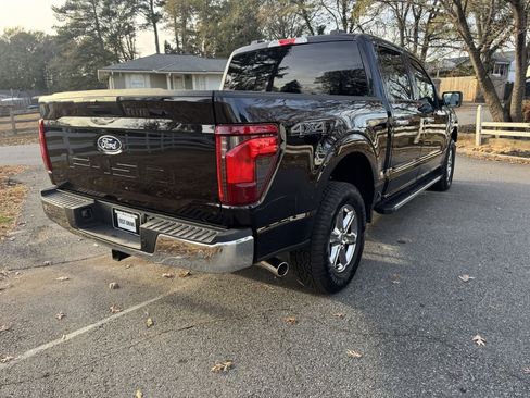 Used 2025 Ford F150 XLT image 3