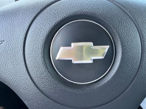 Used 2010 Chevrolet HHR LS FWD image 15
