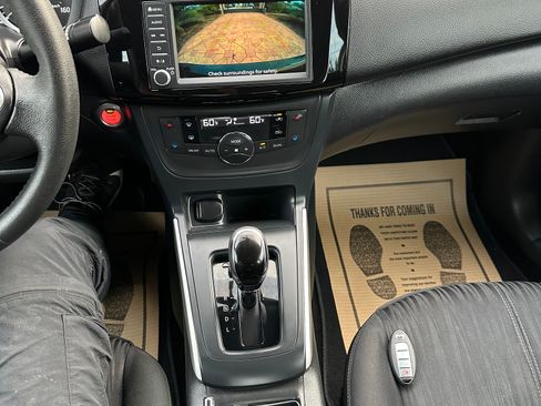Used 2019 Nissan Sentra SV image 12