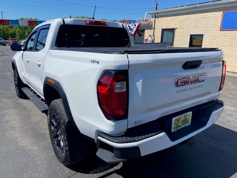 Used 2024 GMC Canyon 4x4 Crew Cab Elevation image 8