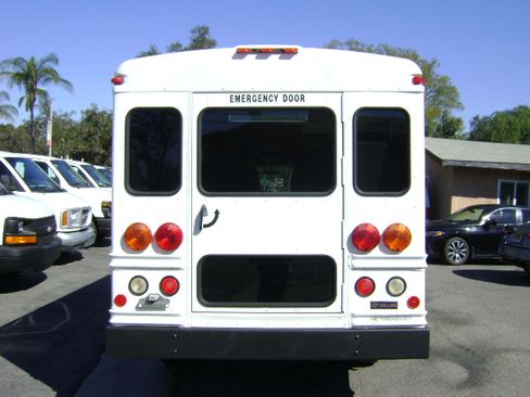 Used 2008 Chevrolet Express 3500 image 7