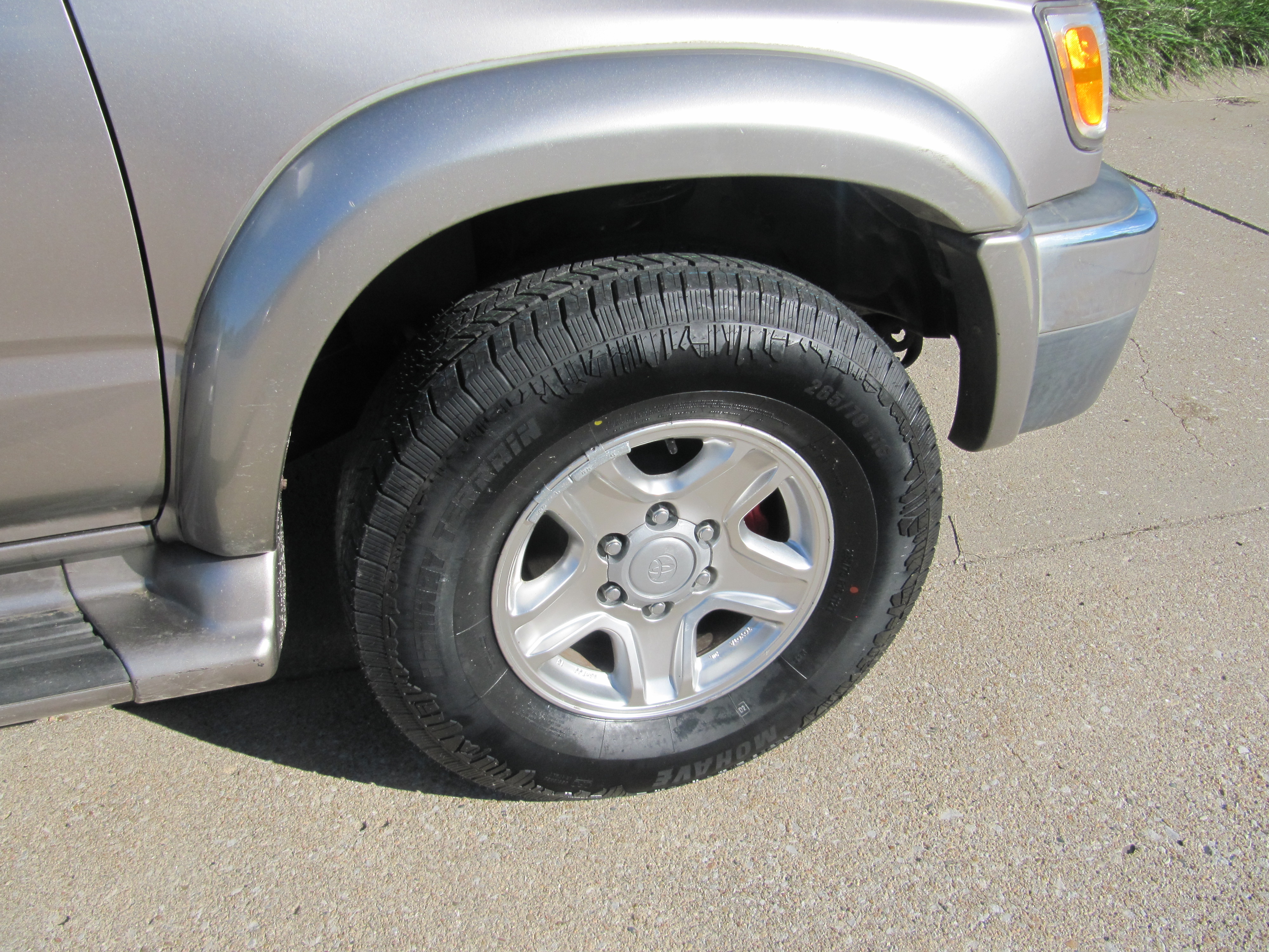Used 2002 Toyota 4Runner 4WD SR5 image 10