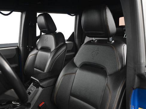 Used 2021 Ford Bronco Badlands image 46