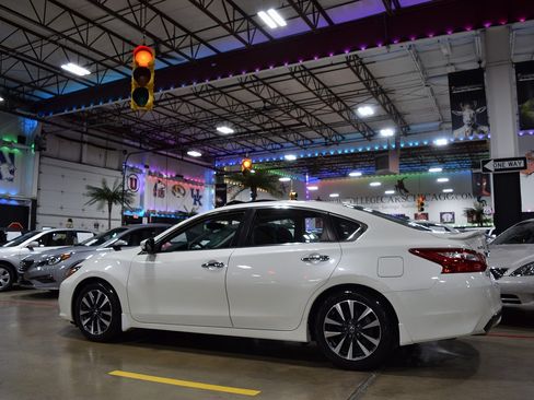 Used 2016 Nissan Altima 2.5 SL image 4