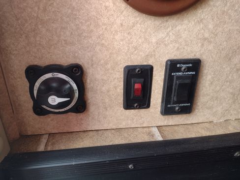 Used 2011 Ford E-450 and Econoline 450 image 60