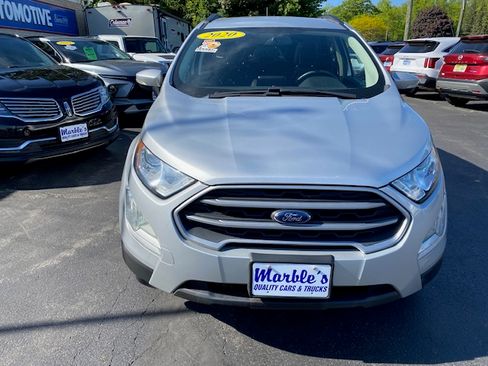 Used 2020 Ford EcoSport SE image 2