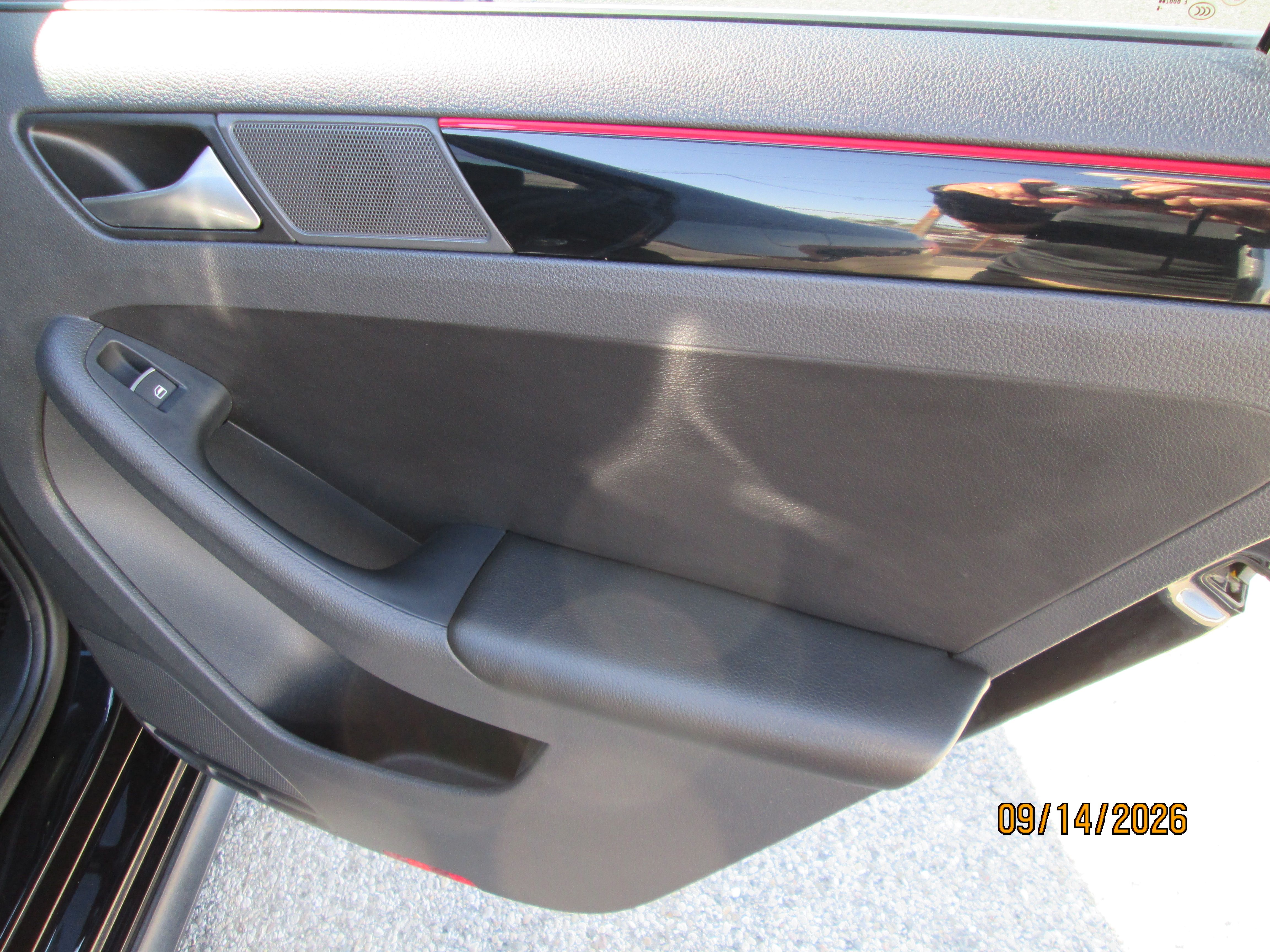Used 2016 Volkswagen Jetta GLI Sedan FWD image 9