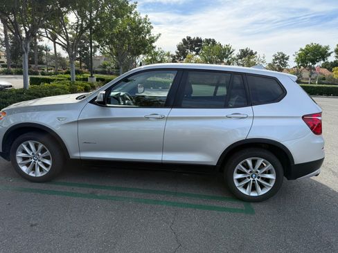 Used 2013 BMW X3 xDrive28i image 3