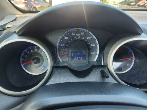 Used 2011 Honda Fit Sport image 10