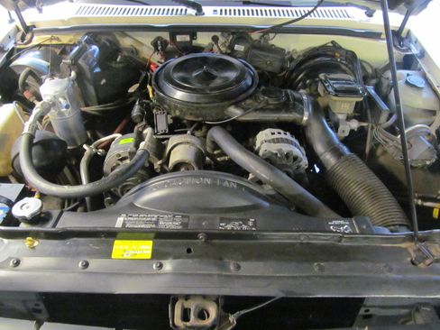 Used 1989 Chevrolet S10 Blazer image 20