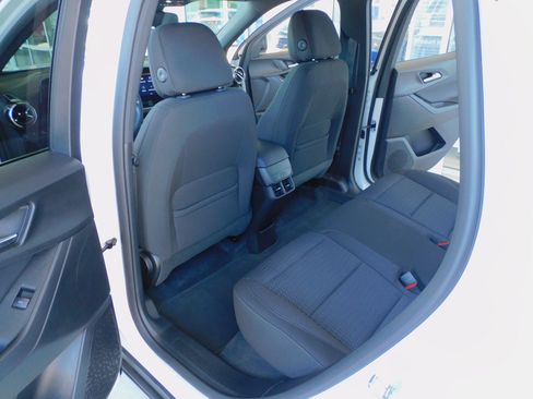Used 2026 Chevrolet Equinox FWD LT w/ 1LT image 14