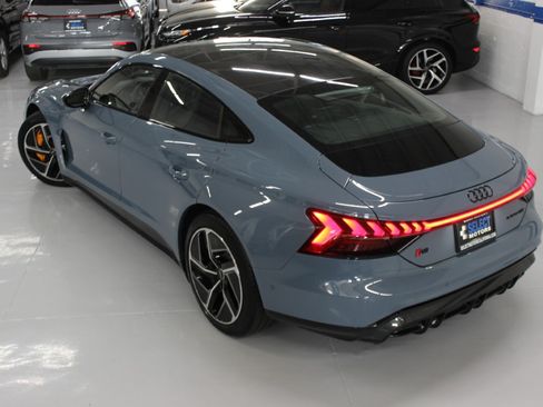 Used 2023 Audi RS e-tron GT image 17