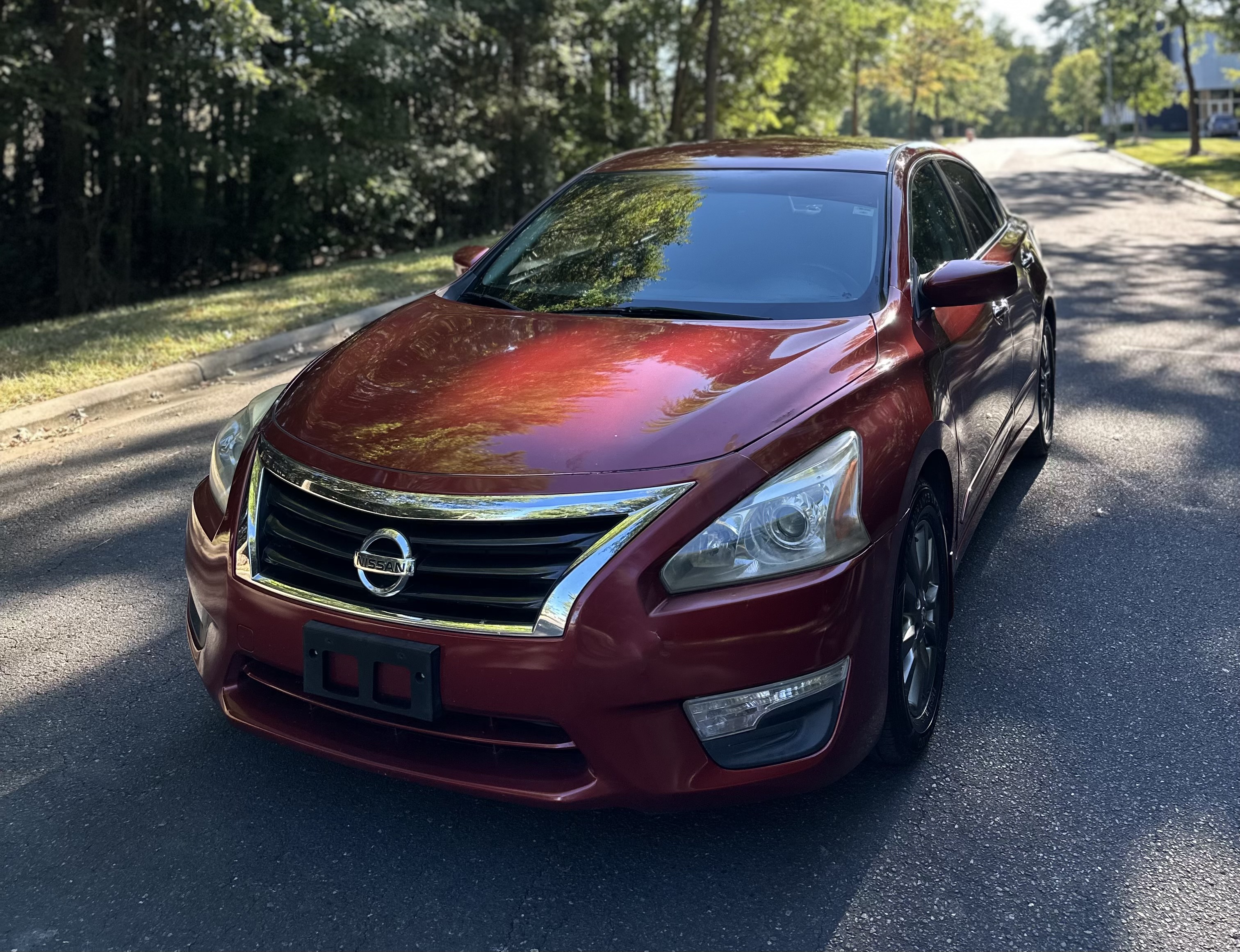 Used 2015 Nissan Altima SV FWD image 4