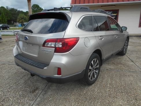 Used 2016 Subaru Outback 3.6R Limited image 5