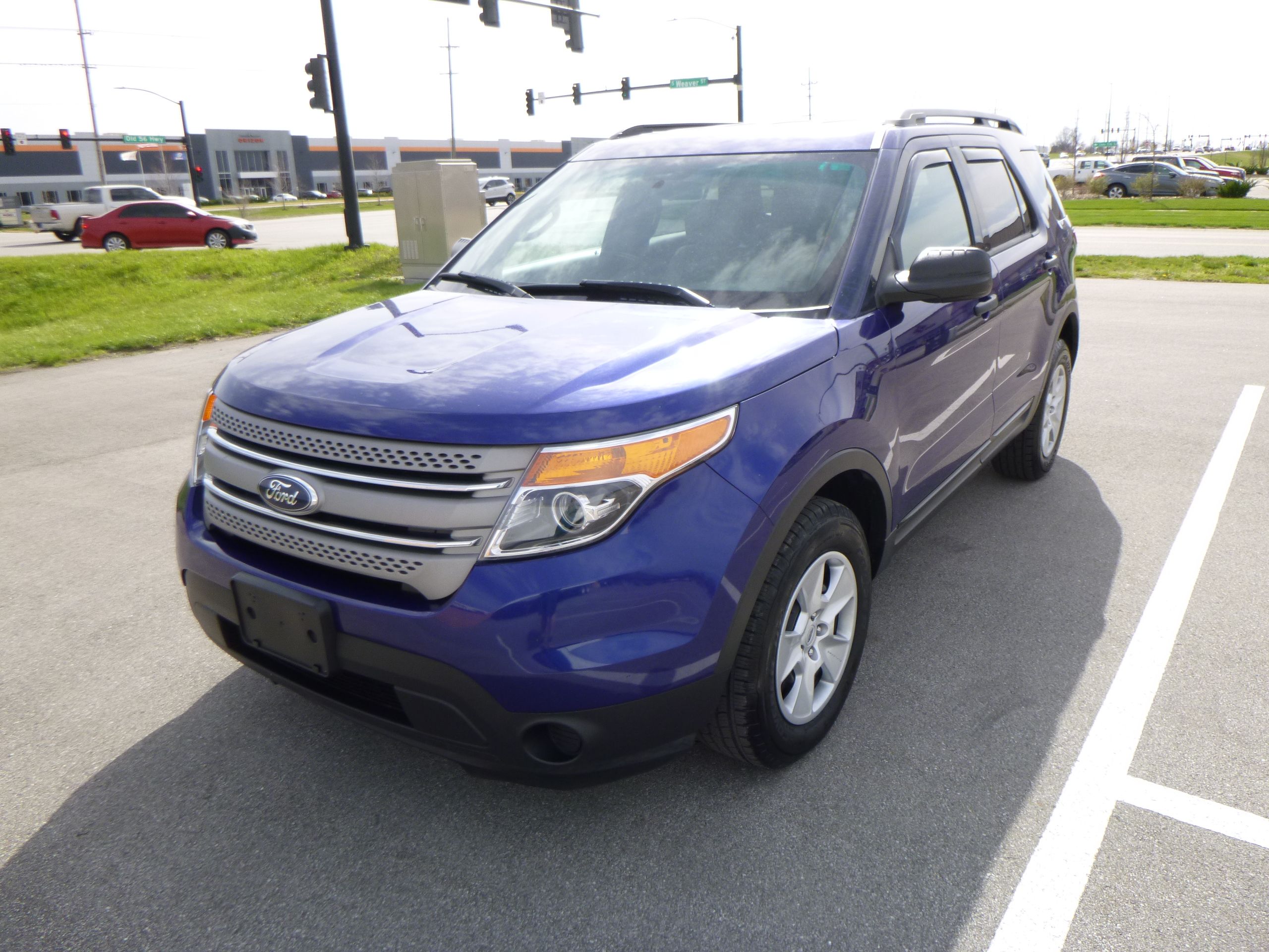 Used 2014 Ford Explorer XLT AWD/4WD image 2