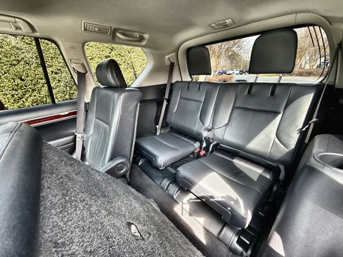 Used 2017 Lexus GX 460 Luxury w/ Off Road Package AWD/4WD image 9