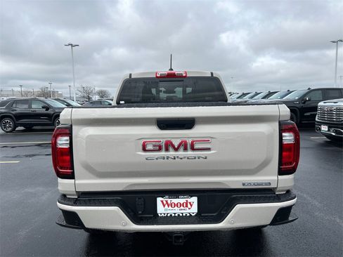 New 2026 GMC Canyon Elevation image 7