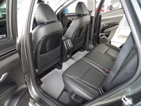 Used 2023 Hyundai Tucson FWD SEL w/ Convenience Package image 16