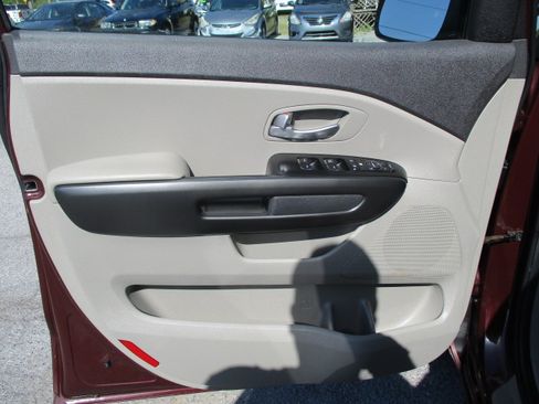 Used 2017 Kia Sedona LX FWD image 14