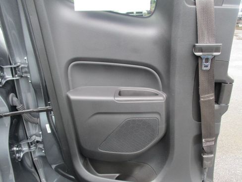 Used 2022 Chevrolet Colorado LT image 21