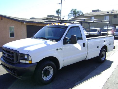 Used 2002 Ford F350 XL image 4