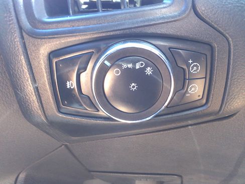 Used 2012 Ford Focus SEL Hatchback FWD image 24