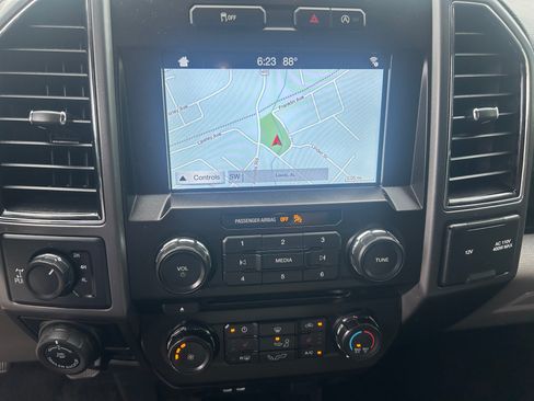 Used 2018 Ford F150 4x4 SuperCrew image 21
