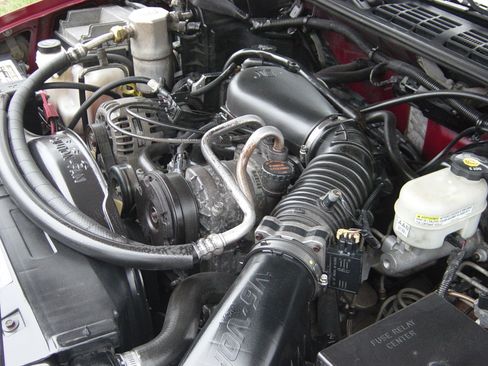 Used 2003 Chevrolet S10 Pickup image 11