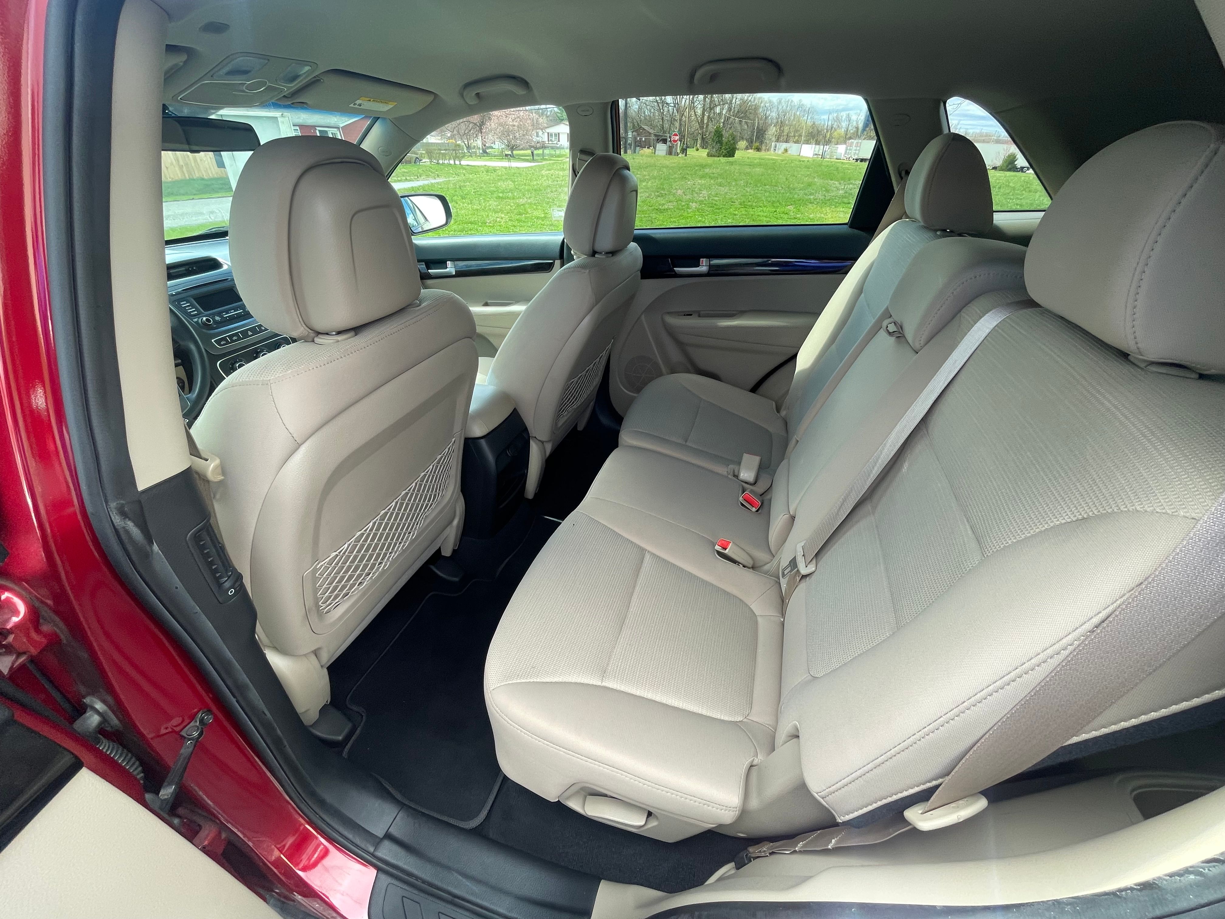 Used 2015 Kia Sorento LX FWD image 6