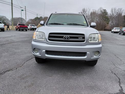 Used 2003 Toyota Sequoia SR5 image 8