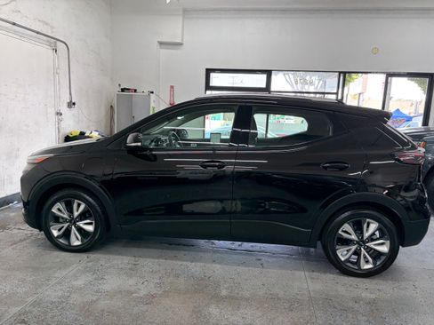 Used 2022 Chevrolet Bolt EUV LT FWD image 3