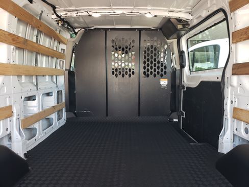 Used 2025 Ford Transit 250 130 Low Roof RWD image 8
