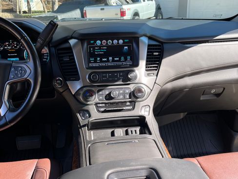 Used 2019 Chevrolet Tahoe Premier image 11