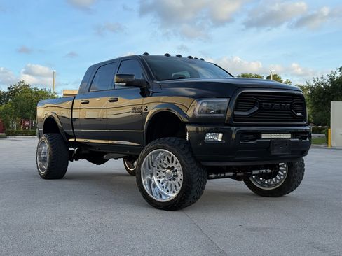 Used 2018 RAM 2500 4x4 Mega Cab Big Horn image 3
