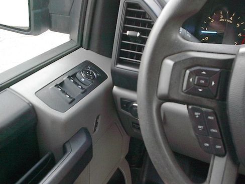 Used 2018 Ford F150 RWD image 17