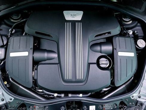 Used 2017 Bentley Continental GT image 35