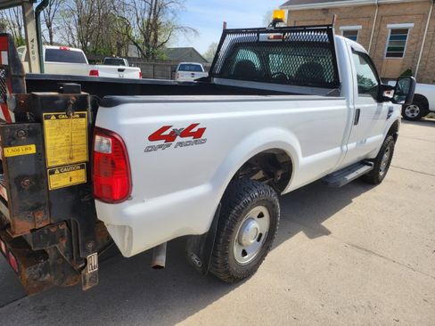 Used 2008 Ford F350 XL image 9